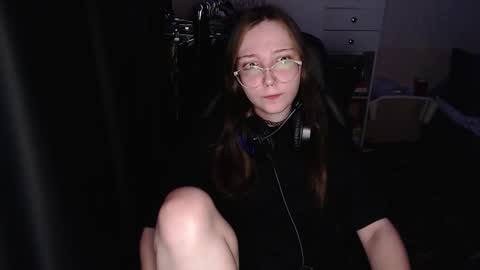 Amelia online show from December 4, 2025, 1:59 am