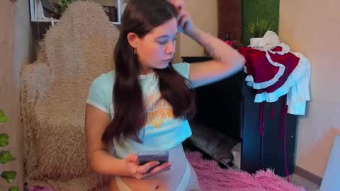 Snapshot of amelialy chatting on December 15, 2025, 7:12 am amelialy online show from December 15, 2025, 7:12 am