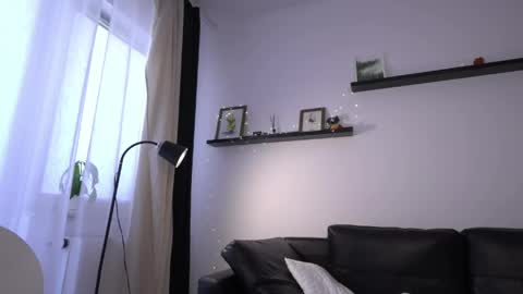 Amelia   online show from May 23, 2026, 4:33 pm