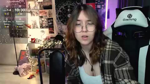 Amelia online show from October 28, 2025, 9:24 am