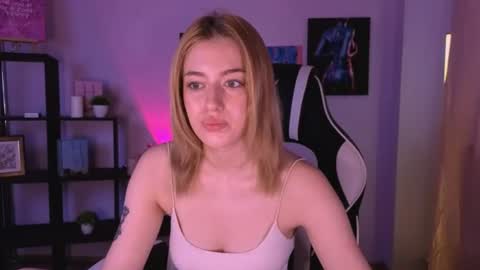 Snapshot of ameliarosaline chatting on June 16, 2026, 4:04 am ameliarosaline online show from June 16, 2026, 4:04 am