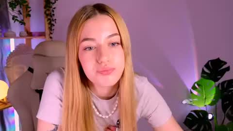 Snapshot of ameliarosaline chatting on July 10, 2026, 2:49 am ameliarosaline online show from July 10, 2026, 2:49 am