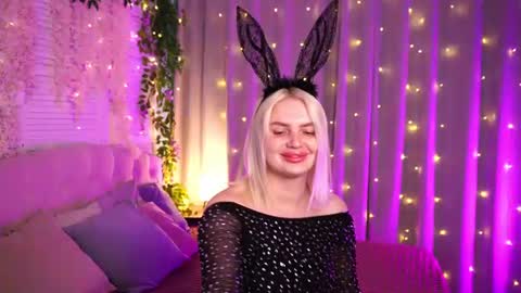  Amelia  online show from June 19, 2026, 2:38 am