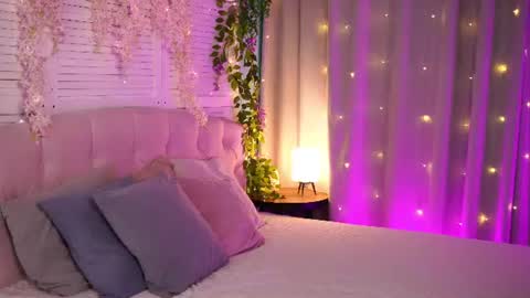  Amelia  online show from June 25, 2026, 2:33 am