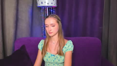 Snapshot of ameliawise chatting on January 6, 2025, 12:02 pm ameliawise online show from January 6, 2025, 12:02 pm