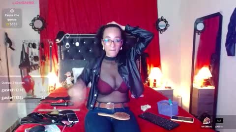 amelie__martinez online show from September 14, 2025, 8:19 pm