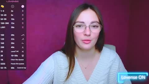 Amelie online show from December 24, 2024, 12:33 pm