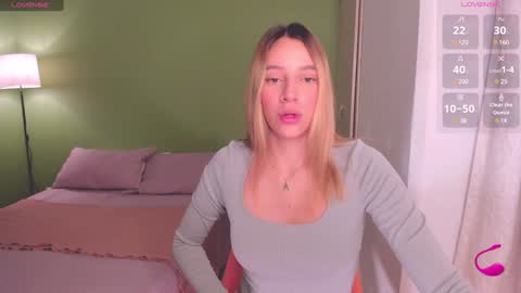 Snapshot of ameliegraham chatting on February 6, 2025, 10:59 am Amelie Graham online show from February 6, 2025, 10:59 am