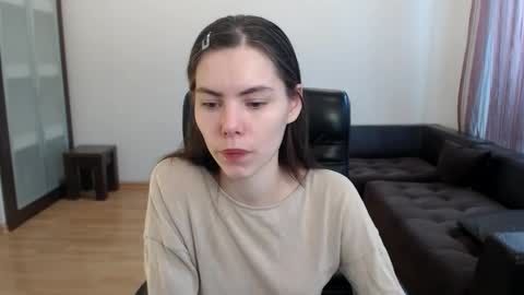 Amelie online show from October 17, 2025, 10:51 am