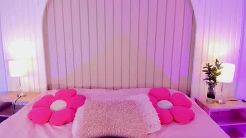 Amelia online show from March 2, 2026, 8:37 pm