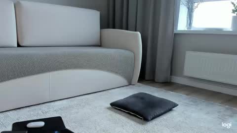 Amelina Love online show from May 16, 2026, 2:19 am