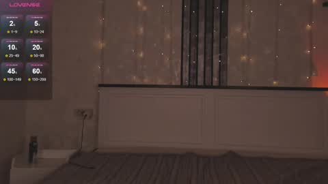 Aylin  online show from February 24, 2025, 3:42 pm