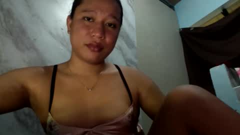 Snapshot of amera_slut chatting on May 24, 2026, 10:37 pm amera_slut online show from May 24, 2026, 10:37 pm