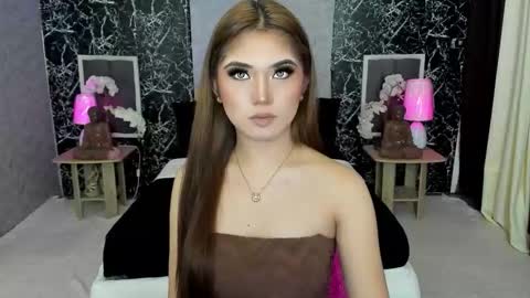 Claire online show from November 5, 2025, 5:29 am