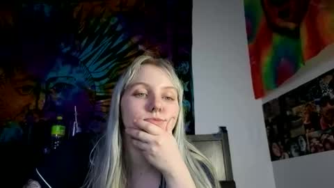 Snapshot of amethystmoon18 chatting on May 30, 2026, 3:36 am amethystmoon18 online show from May 30, 2026, 3:36 am