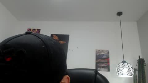 Snapshot of amethystshadow chatting on May 24, 2026, 5:34 am amethystshadow online show from May 24, 2026, 5:34 am