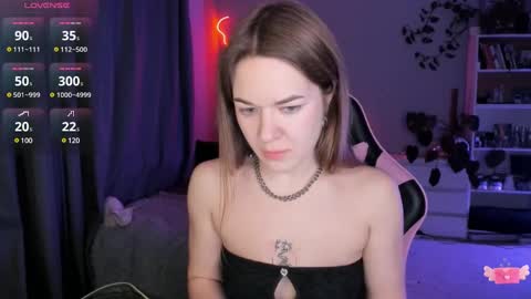 Snapshot of ami_amour_ chatting on February 19, 2025, 7:59 pm Hi-hi I am Kate welcome to my sexy room online show from February 19, 2025, 7:59 pm