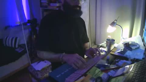 Snapshot of amib84 chatting on February 2, 2026, 3:27 am VanillaDom online show from February 2, 2026, 3:27 am
