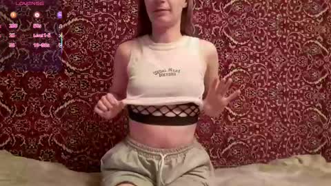 Snapshot of amiefetty chatting on November 11, 2025, 8:09 pm Iveta online show from November 11, 2025, 8:09 pm