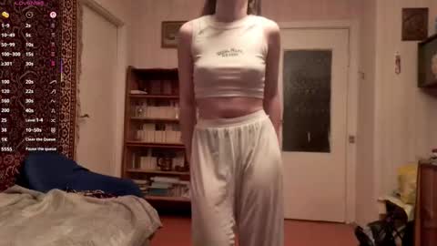 Snapshot of amiefetty chatting on December 13, 2025, 7:53 pm Iveta online show from December 13, 2025, 7:53 pm