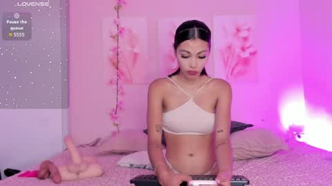 Snapshot of amiiclark chatting on June 27, 2026, 7:08 pm AmiiClark online show from June 27, 2026, 7:08 pm