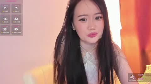 AmiliYan online show from November 11, 2025, 7:52 am