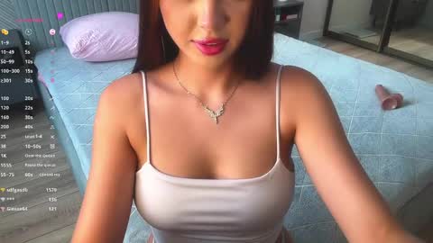 Snapshot of aminaliven chatting on June 10, 2026, 2:16 pm aminaliven online show from June 10, 2026, 2:16 pm