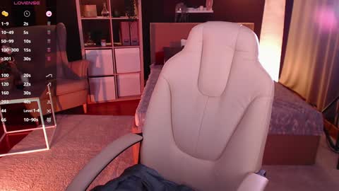 Snapshot of aminegulse chatting on January 28, 2025, 3:36 am Camilla online show from January 28, 2025, 3:36 am