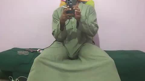 Amir online show from November 19, 2025, 11:05 pm