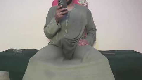 Amir online show from November 29, 2025, 8:50 am