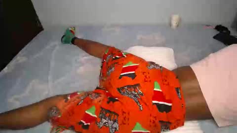 amira9120 online show from October 22, 2025, 6:51 pm