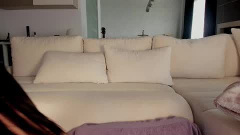 Snapshot of amiraaluxe chatting on May 6, 2026, 12:10 pm Amira online show from May 6, 2026, 12:10 pm