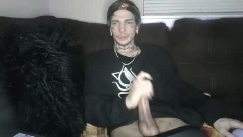 amiri_sweater online show from February 25, 2025, 9:42 am