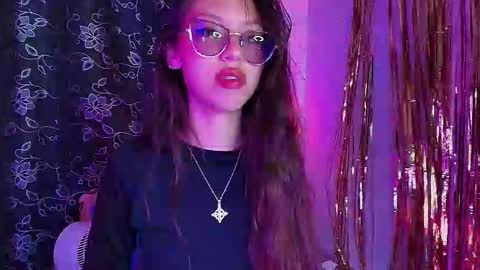 Ammelie online show from December 22, 2025, 11:24 pm