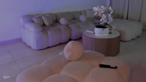 Snapshot of ammy_oxford chatting on January 14, 2025, 1:47 am Ammy online show from January 14, 2025, 1:47 am