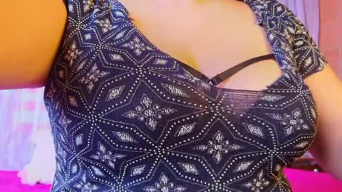 Ammy Stones online show from April 1, 2026, 12:39 pm