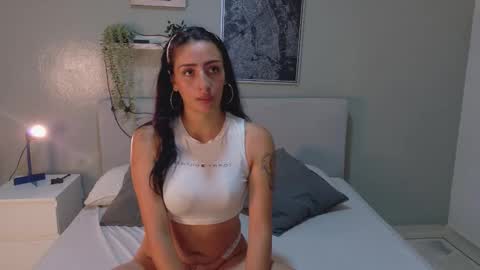 A M M Y  online show from February 6, 2026, 11:13 am