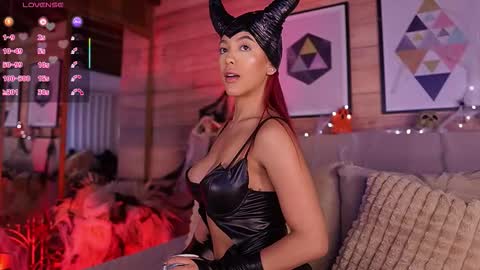 Snapshot of ammyscott1 chatting on October 28, 2025, 11:29 pm Ammy Scott online show from October 28, 2025, 11:29 pm