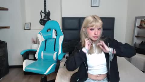 Amnesia online show from November 19, 2025, 12:49 pm