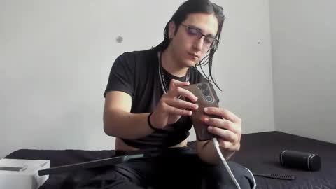 Snapshot of amoneth_xx chatting on January 18, 2026, 8:01 pm Amoneth online show from January 18, 2026, 8:01 pm