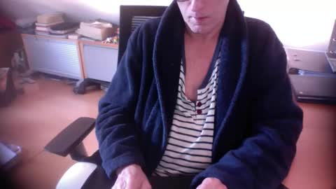 Amor2200 online show from February 15, 2026, 11:08 am