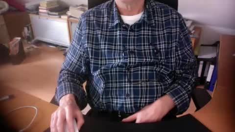 Amor2200 online show from March 10, 2026, 9:03 am