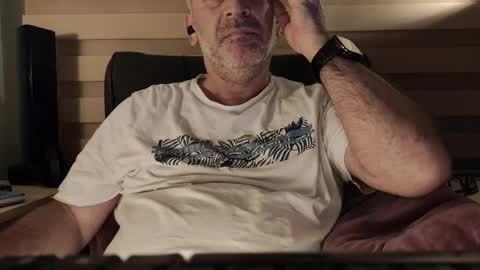 AmorLin online show from April 7, 2026, 10:09 pm