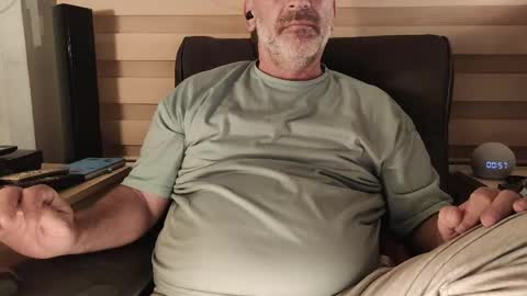 AmorLin online show from April 27, 2026, 9:57 pm