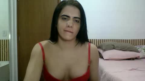 Snapshot of amputeeluna chatting on May 15, 2026, 11:34 pm amputeeluna online show from May 15, 2026, 11:34 pm
