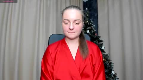 Snapshot of amy___reid chatting on December 24, 2024, 2:33 pm Amy Reid online show from December 24, 2024, 2:33 pm