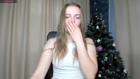 Snapshot of amy___reid chatting on December 25, 2024, 7:14 am Amy Reid online show from December 25, 2024, 7:14 am