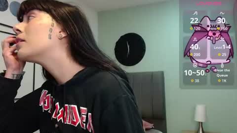 Amy 3 online show from June 11, 2026, 4:43 am