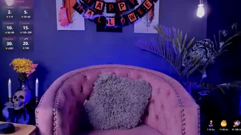 Amy Evans online show from October 28, 2025, 7:05 pm