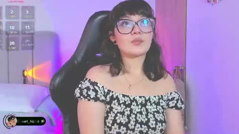 Snapshot of amy_lit chatting on July 6, 2026, 10:01 pm Hello I am Allison Welcome to my room and let is have a good time together whith me online show from July 6, 2026, 10:01 pm